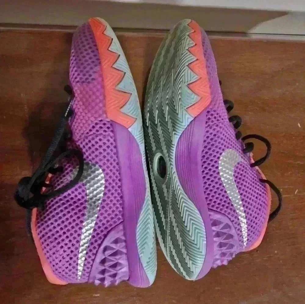 Nike Kyrie 1 easyer purple and orange Size 5Y EUC